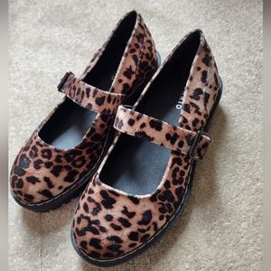 Leopard print extra WIDE width Mary Jane shoes